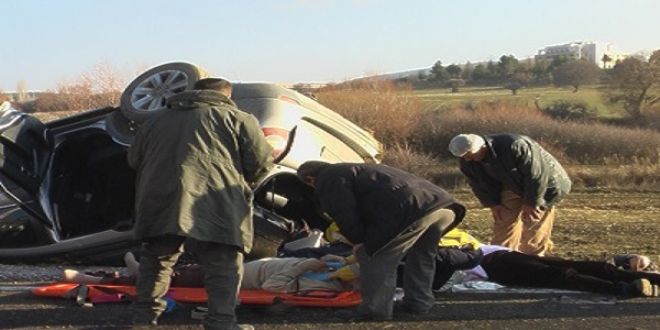 Cenaze Dönüşü Trafik Kazası: 5 Yaralı