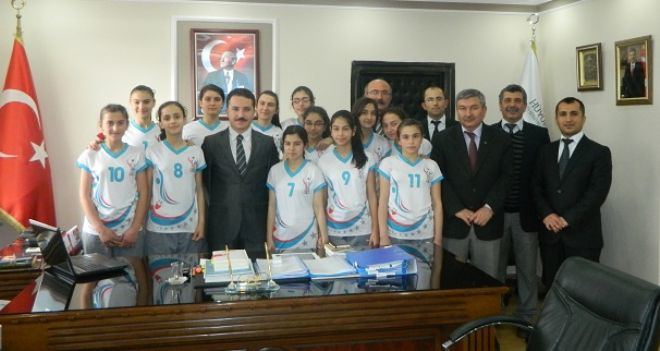 Filenin sultanları kaymakamlık makamında