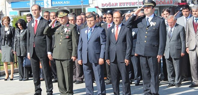 Polisin Haftası Etkinlikleri Sürüyor