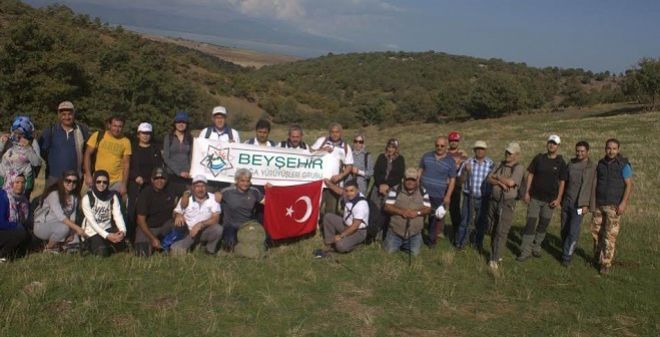 Karayaka Dağına doğa yürüyüşü