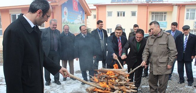 Protokol Kamp Ateşini Birlikte Yaktı