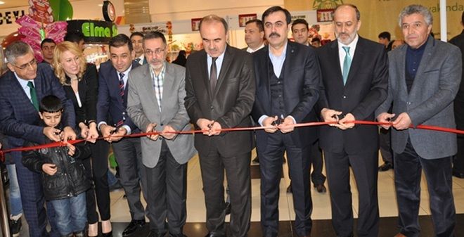 Dünden Bugüne Geleneksel Türk El Sanatları Şöleni Başladı. 