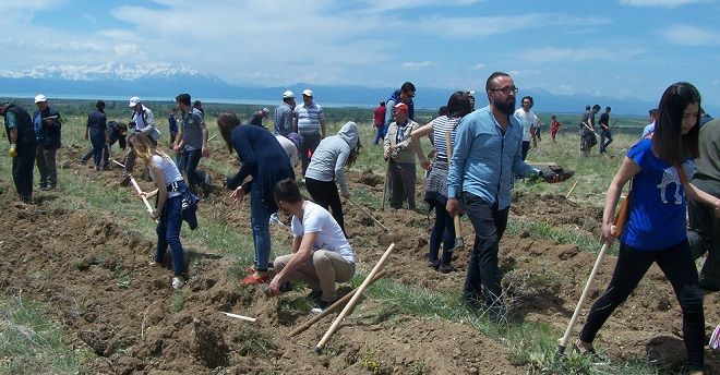 Göl Feneri 8.Ağaç Dikme Etkinliği 