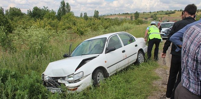Zincirleme Kaza 2 Kişi Yaralandı