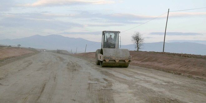 Dış Mahalle Yolları Yapımında Atak