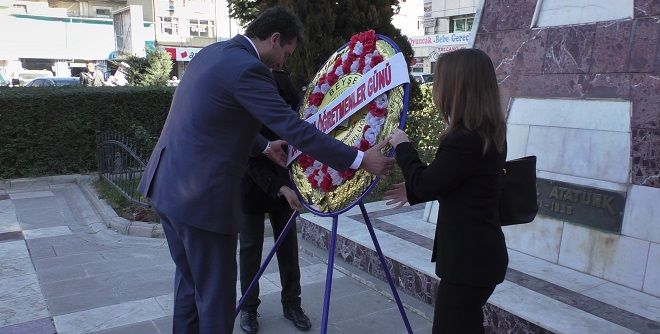 Öğretmenler Günü Törenlerle Kutlandı