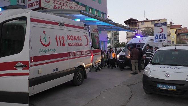 Beyşehir'de iki otomobil Çarpıştı. 8 Yaralı