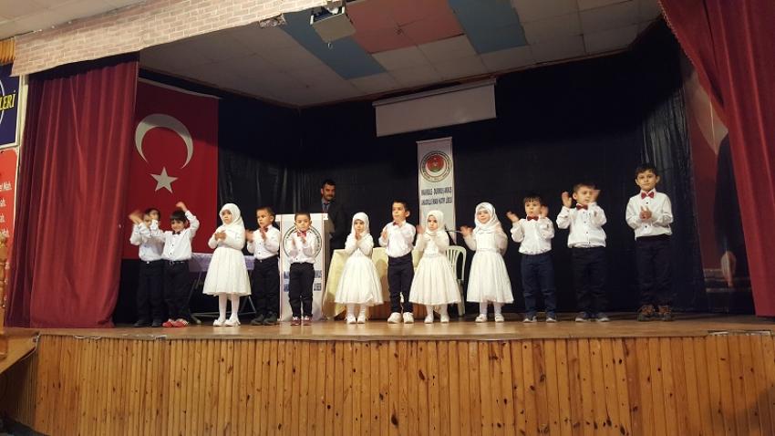 Hüyük'te Kur'an Bülbülleri Ödüllerini Aldı