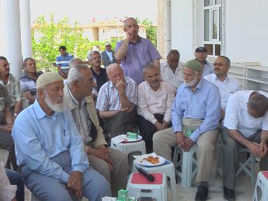 Mahalle Toplantılarına Devam Ediyor