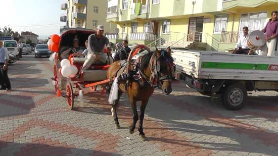Sünnet düğünlerinde fayton modası 