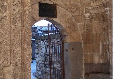 Tarihi medrese kiraya verildi 