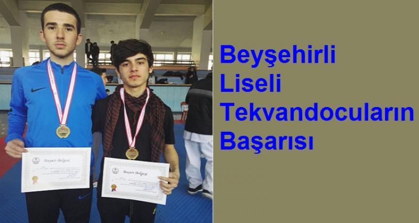 Liseli Tekvandocuların Başarısı