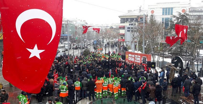 Büyükşehir’den “Her An Dua Her Yer Türk Bayrağı” Kampanyası