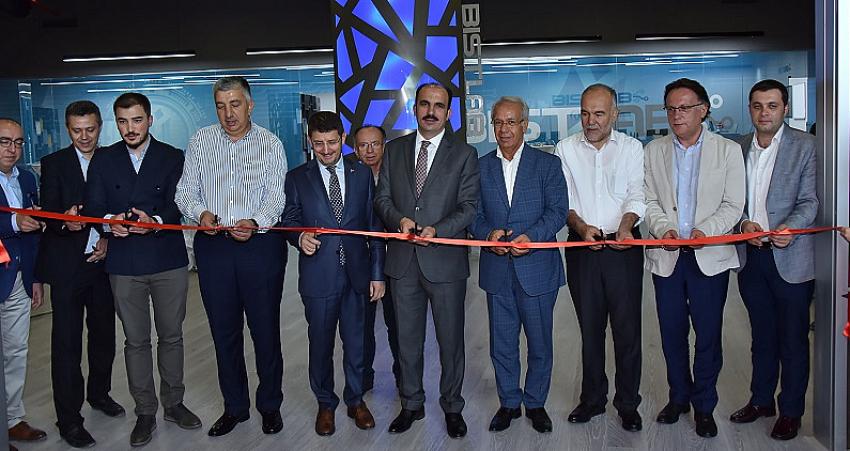 Borsa Uygulama ve Finans Simülasyon Laboratuvarı Açıldı