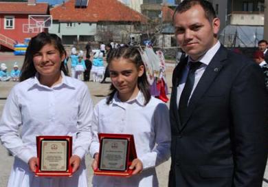 Derebucaklı öğrencilerin başarısı