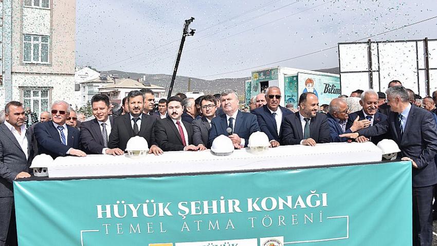 Hüyük Şehir Konağı’nın Temeli Atıldı