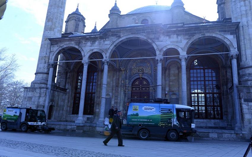 Konya'da Şehir Merkezi Yıkanıyor