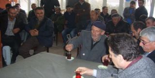 Şenol Köy Gezilerini Sürdürüyor