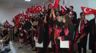 Mezuniyet coşkusu 