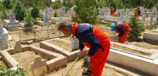 Mezarlıklar Temizlenerek, Bilgi sistemine Kaydediliyor
