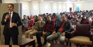 Yüksekokul öğrencilerine seminer 