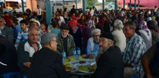 Kardeşlik İftarları Devam Edecek