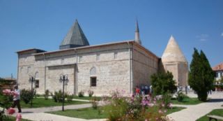 Eşrefoğlu Camii UNESCO Kalıcı Listesi Çalışmaları Devam Ediyor