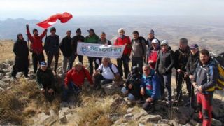 Doğa Tutkunları Erenler Dağına Tırmandı