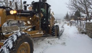 Beyşehirde Kar ve Tipi Ulaşımda Aksamalara Yol Açıyor