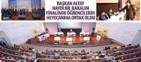 Başkan Altay “Haydi Bil Bakalım” Finalinde Öğrencilerin Heyecanına Ortak Oldu