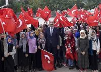 Başkan Altay Karne Alan Öğrencileri Tebrik Etti