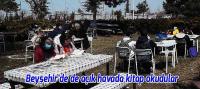 Beyşehir'de de açık havada kitap okudular