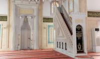  KOMEK’ten Hacıveyiszade Camiii’ne Minber Örtüsü