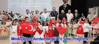 Minik Öğrencilerden Renkli Yıl Sonu Programı