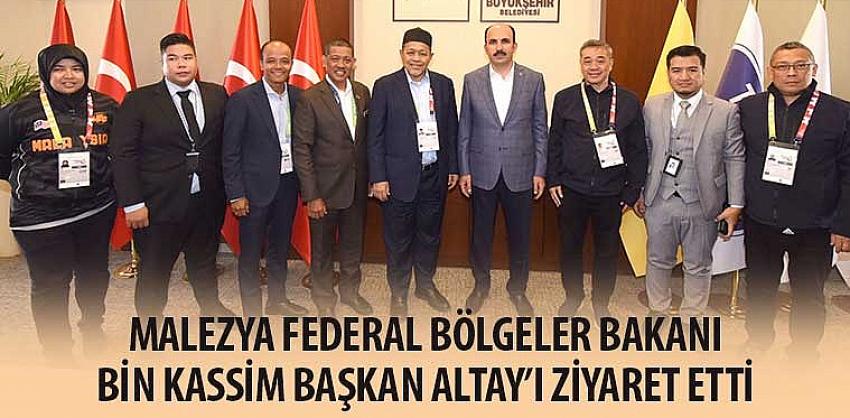 Malezya Federal Bölgeler Bakanı Bin Kassim Başkan Altay’ı Ziyaret Etti