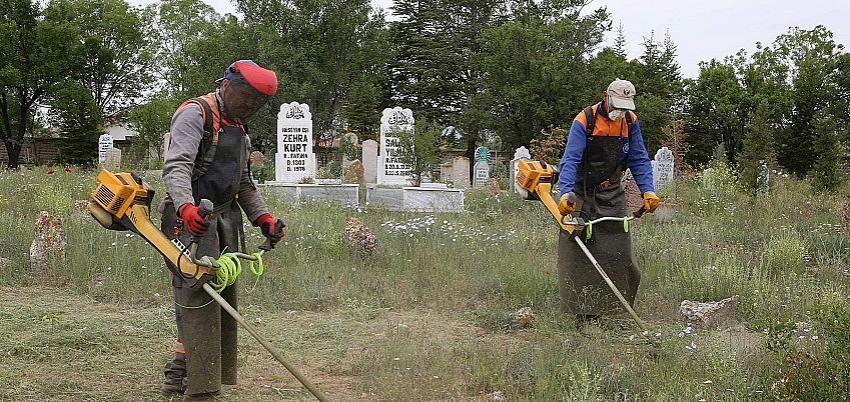 Bin 614 Mezarlık Bayram Ziyaretlerine Hazırlanıyor