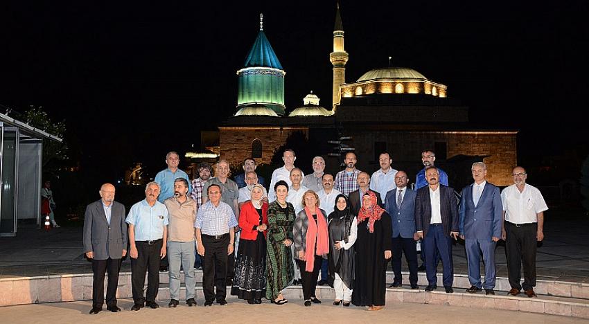 Konya, 8. Mevlana Şiir Şöleni’nde Şiire Doydu