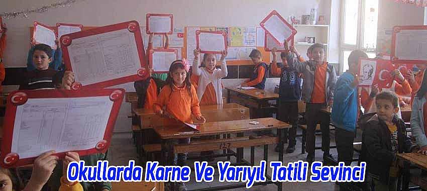 Beyşehir'de Karne Ve Yarıyıl Tatili Sevinci