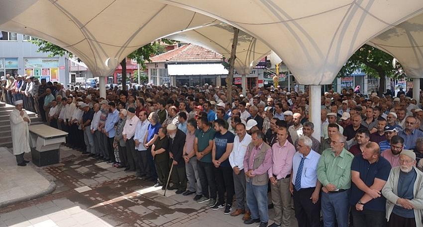 Beyşehir’de Mursi için gıyabi cenaze namazı kılındı