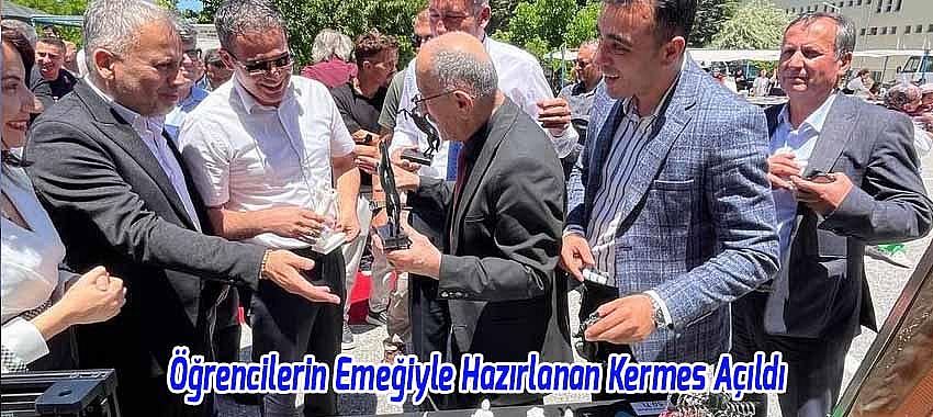 Şehit Nazım Bey Kız Mesleki ve Teknik Anadolu Lisesi’nde Öğrenci Emeğiyle Hazırlanan Kermes Açıldı
