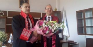 İşletme Fakültesinde Nöbet Değişimi