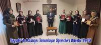 Beyşehir’de Hafızlığını Tamamlayan Öğrencilere Belgeleri Verildi