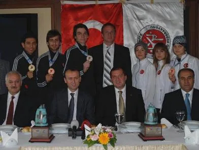 SİZLERE İNANCIM SONSUZ 
