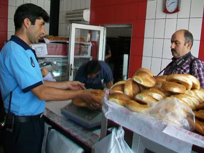 Zabıtadan fırınlara denetim  