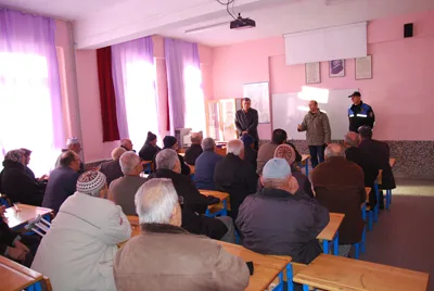 Toplum destekli polisten huzur toplantısı