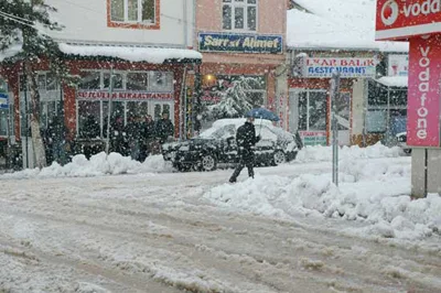 Satıcılar tezgah açamadı