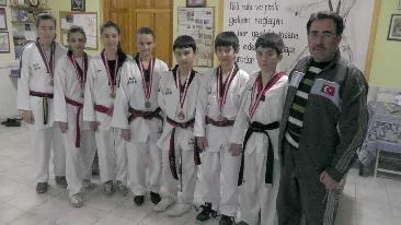 Tekvandoda yüz aklarımız