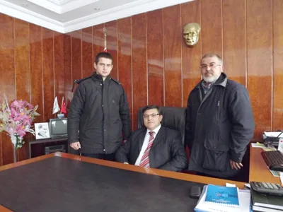 Kaymakam, şampiyon güreşçiyi kabul etti 
