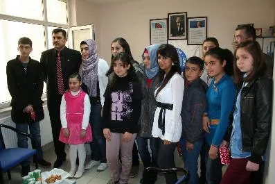 Dereceye giren öğrencilere ödülleri verildi 