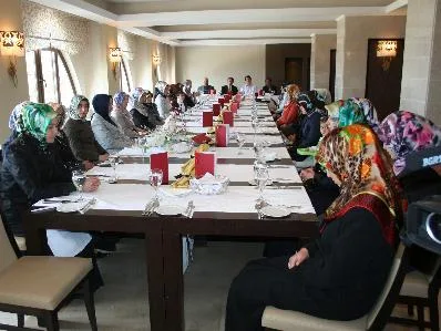 Fahri Kuran Kursu öğreticilerinde kadro sevinci 